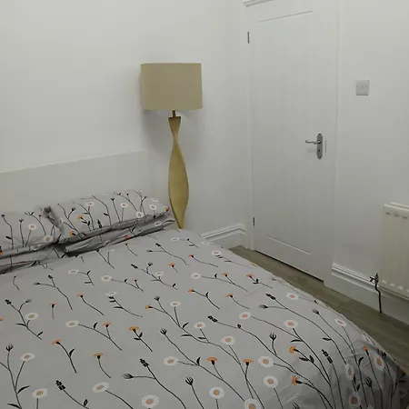 The White House Проживание в семье *